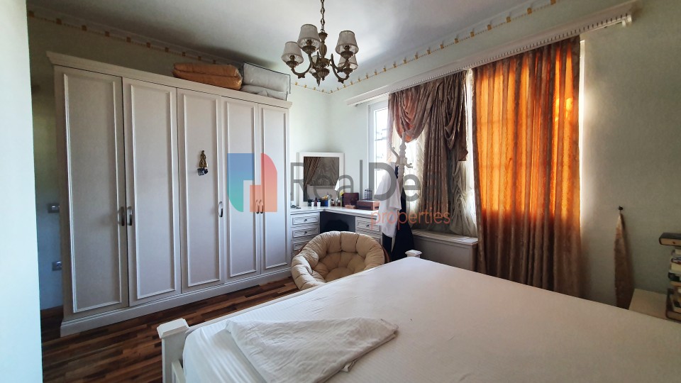 Luxurious Villa in Tirana, Albania (Albania, Tirane, Tirana) Property