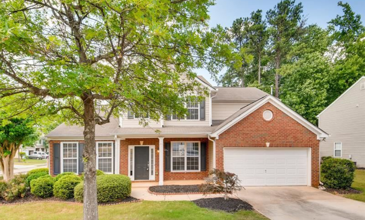 Private owner of the property (USA, 733 Winbrook Dr McDonough